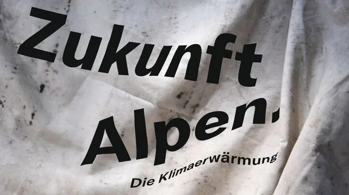 Plakat Wanderausstellung Zukunft Alpen | © Deutscher Alpenverein e.V.